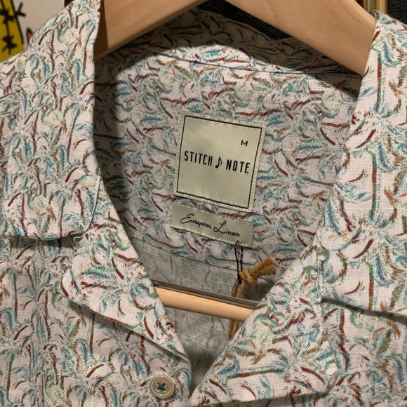 Stitch Note Button Up - Picture 2 of 6